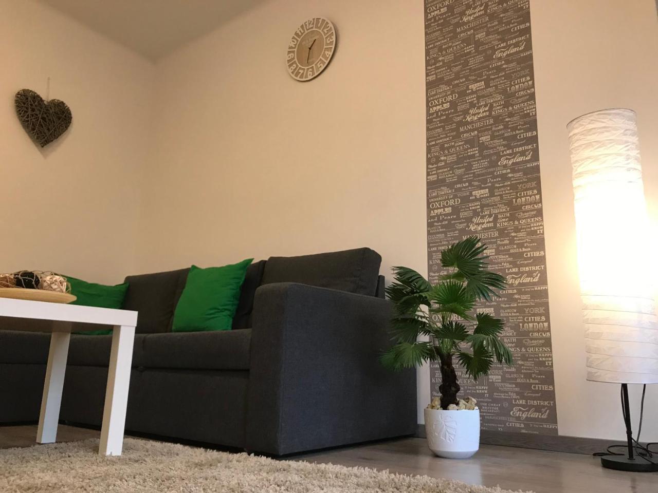 Wanderer 1 Apartment Дебрецен Екстериор снимка